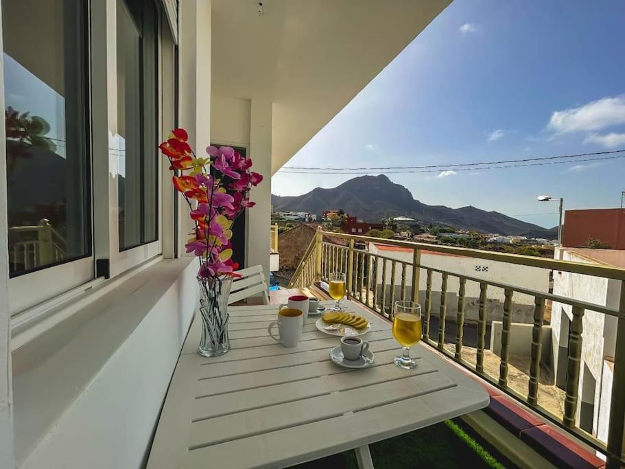 El Rinconcito De Teonila Apartment Arona  Luaran gambar